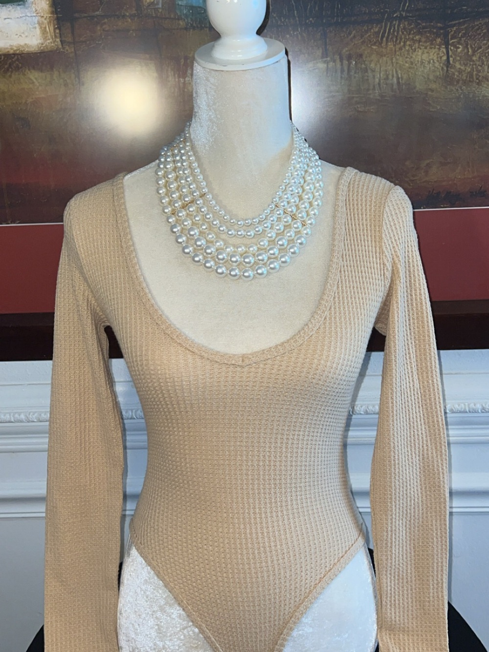 Ribbed Long-Sleeve Scoop Neck Bodysuit in Beige